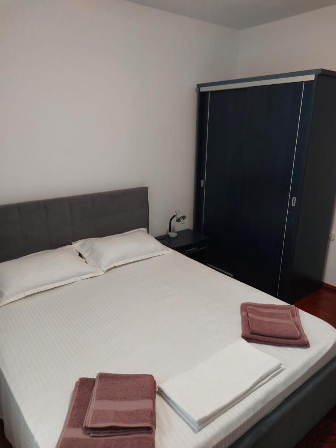 Apartamentdecebal Apartment Constanta Bagian luar foto